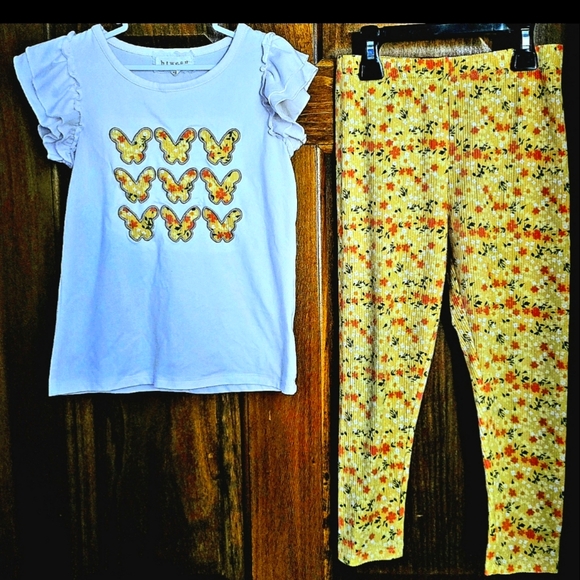 BTWEEN: 2-Piece Set, SS Top w/🦋 & Flutter Sleeves, Matching Pants, Size: 6, EUC - Picture 12 of 12